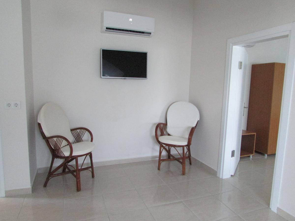 גוג'ק Guentur Hotel & Restaurant מראה חיצוני תמונה