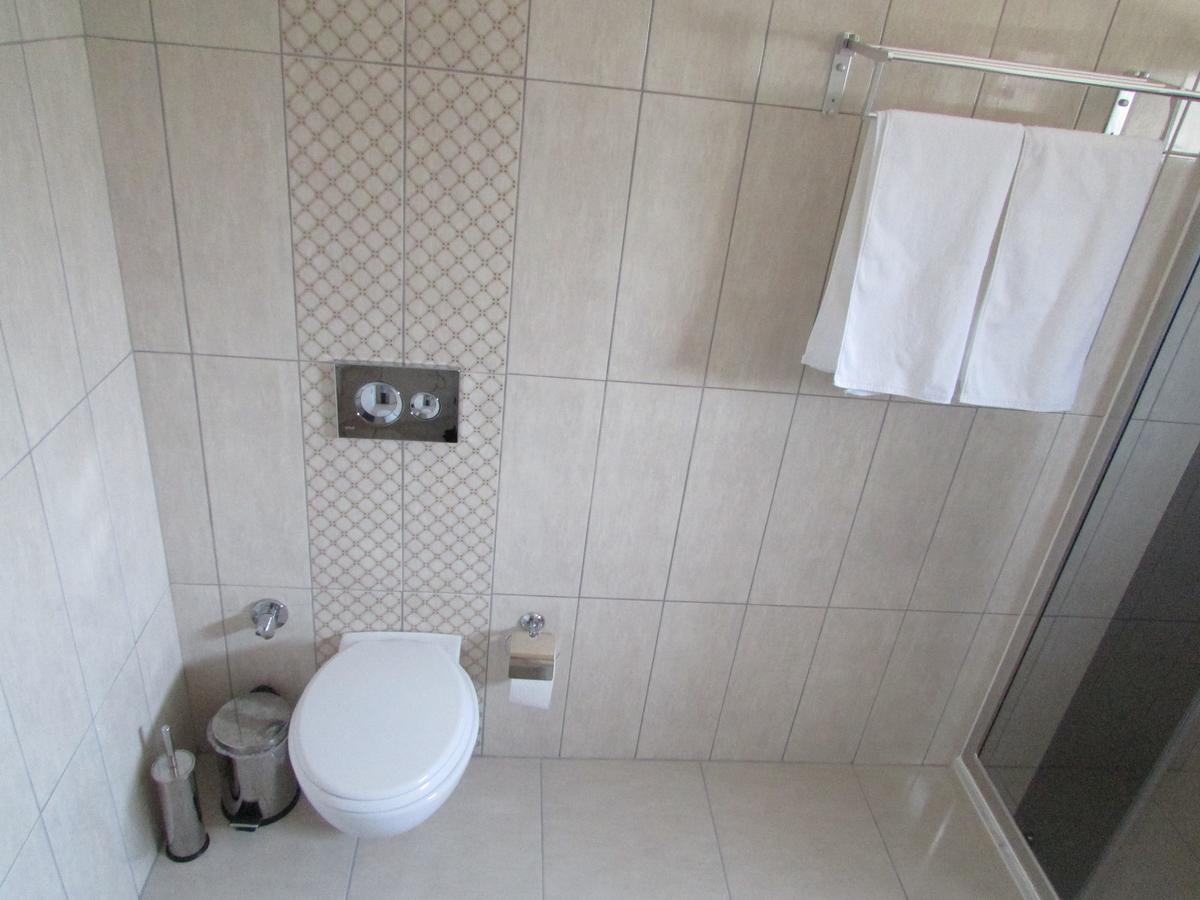 גוג'ק Guentur Hotel & Restaurant מראה חיצוני תמונה